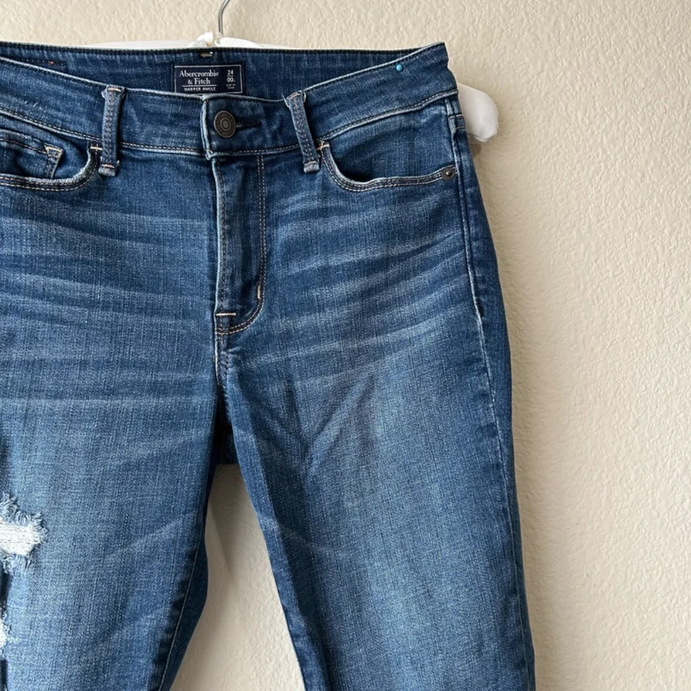 Abercrombie & Fitch Harper Ankle Jean Medium Indigo Distressed Size 24 Short OOs